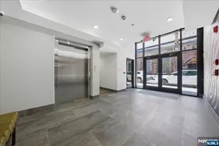 21 Lincoln 302, Newark, NJ 07102 - Photo 34