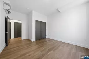 21 Lincoln 302, Newark, NJ 07102 - Photo 18