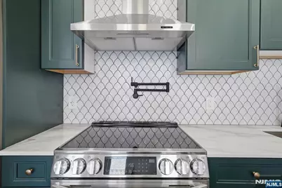 21 Lincoln 302 #302, Newark, NJ 07102 - Photo 12