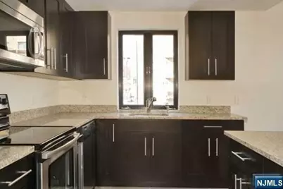 29 1st Street 807 #807, Hackensack, NJ 07601 - Photo 4