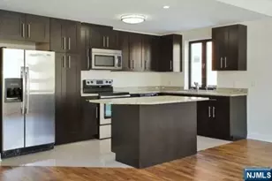29 1st Street 807, Hackensack, NJ 07601 - Photo 1