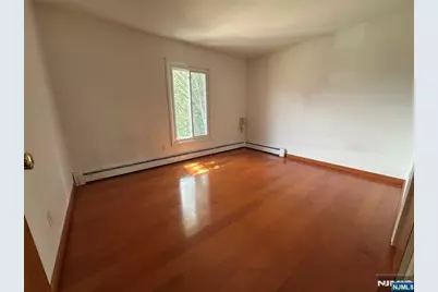 1515 11th Street 2nd #2nd, Fort Lee, NJ 07024 - Photo 4