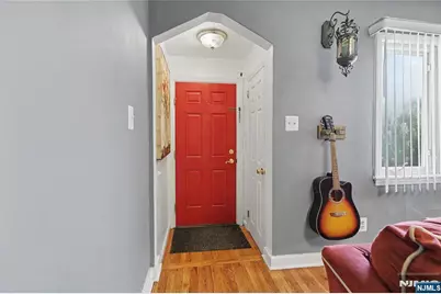 55 Stillman Avenue, Bergenfield, NJ 07621 - Photo 4