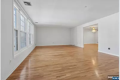 1018 Palisade Avenue 3 #3, Fort Lee, NJ 07024 - Photo 12