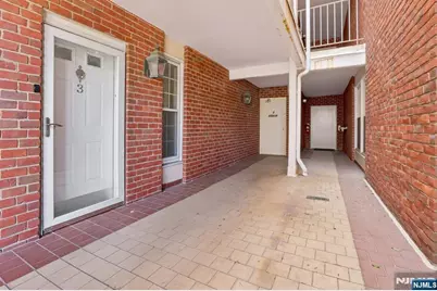 1018 Palisade Avenue 3 #3, Fort Lee, NJ 07024 - Photo 6