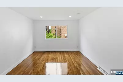8 Van Nostrand Avenue, Jersey City, NJ 07305 - Photo 12