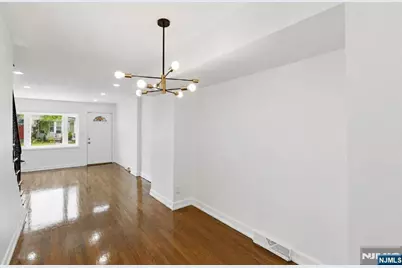 8 Van Nostrand Avenue, Jersey City, NJ 07305 - Photo 4