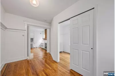 133 Highwood Avenue, Leonia, NJ 07605 - Photo 12