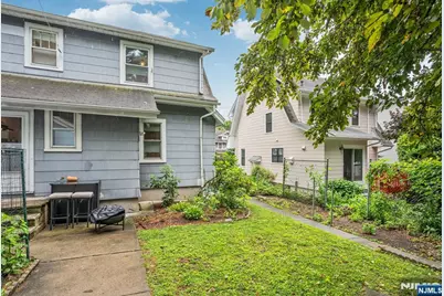 133 Highwood Avenue, Leonia, NJ 07605 - Photo 28