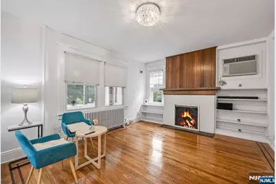 133 Highwood Avenue, Leonia, NJ 07605 - Photo 8