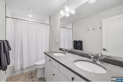 43 Hearthstone Court 48 #48, Upper Saddle River, NJ 07458 - Photo 22