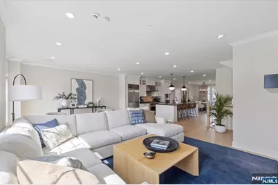 43 Hearthstone Court 48 #48, Upper Saddle River, NJ 07458 - Photo 6