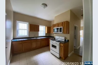 171 Seymour Avenue 1 #1, Newark, NJ 07108 - Photo 24