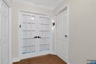 1020 Harmon Cove Tower 1020, Secaucus, NJ 07094 - Photo 28