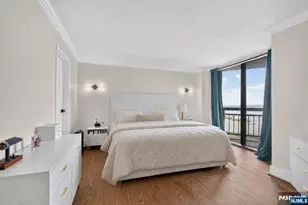 1020 Harmon Cove Tower 1020, Secaucus, NJ 07094 - Photo 14