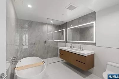 320 Adolphus Avenue 404 #404, Cliffside Park, NJ 07010 - Photo 14