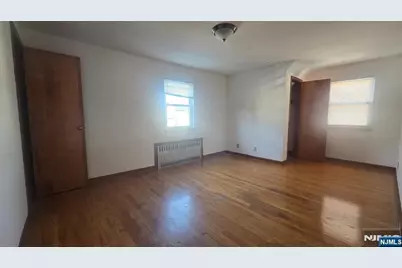 317 E Harriet Avenue 2nd Fl #2nd fl, Palisades Park, NJ 07650 - Photo 8