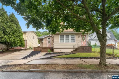 11 Stevenson Place, Kearny, NJ 07032 - Photo 2