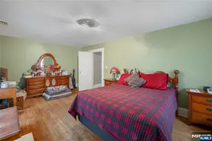 11 Stevenson Pl, Kearny, NJ 07032 - Photo 18