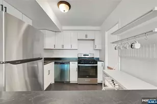 285 Aycrigg Ave 22J, Passaic, NJ 07055 - Photo 8