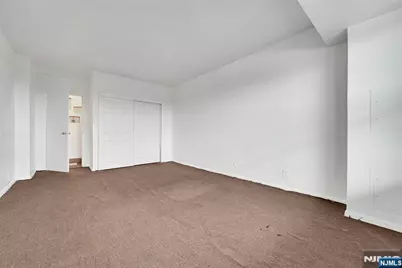 285 Aycrigg Avenue 22J #22J, Passaic, NJ 07055 - Photo 18