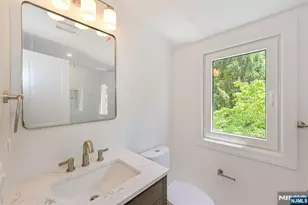 201 Dixon Ave, Dumont, NJ 07628 - Photo 16
