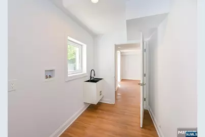 201 Dixon Avenue, Dumont, NJ 07628 - Photo 26
