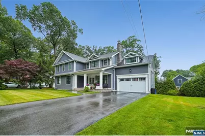 15 Fernwood Drive, Fair Lawn, NJ 07410 - Photo 2
