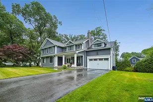 15 Fernwood Dr, Fair Lawn, NJ 07410 - Photo 2