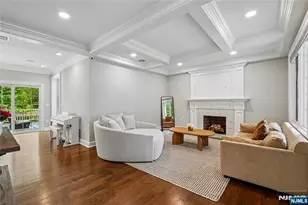 15 Fernwood Dr, Fair Lawn, NJ 07410 - Photo 4