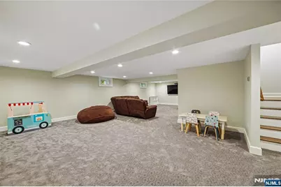 15 Fernwood Drive, Fair Lawn, NJ 07410 - Photo 30