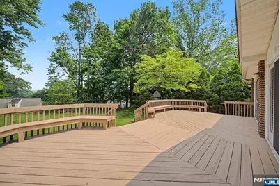 86 Hazelton Terrace, Tenafly, NJ 07670 - Photo 46