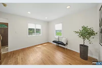 86 Hazelton Terrace, Tenafly, NJ 07670 - Photo 6