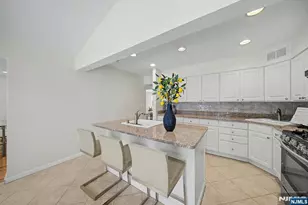 86 Hazelton Terrace, Tenafly, NJ 07670 - Photo 18
