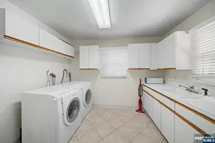 86 Hazelton Terrace, Tenafly, NJ 07670 - Photo 24