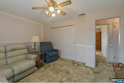 183 Lee Street, Elmwood Park, NJ 07407 - Photo 14
