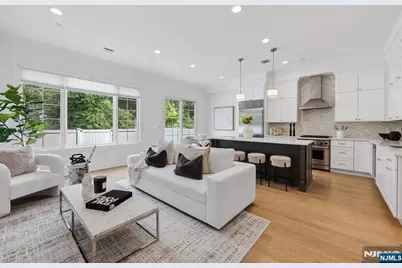 10 Gabriel Court, Paramus, NJ 07652 - Photo 1