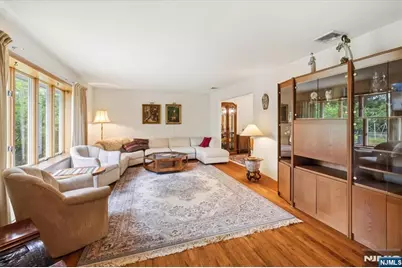 641 Antrim Road, River Vale Township, NJ 07675 - Photo 6