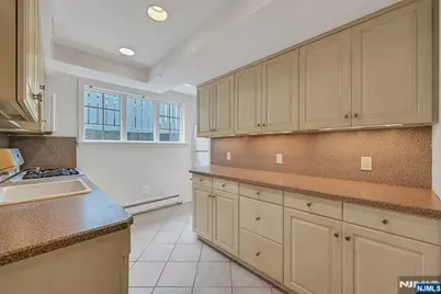 1 Buena Vista Avenue, Hawthorne, NJ 07506 - Photo 22