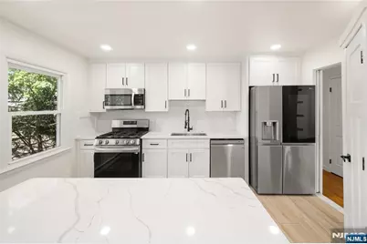 212 Frankfort Avenue, Northvale, NJ 07647 - Photo 8