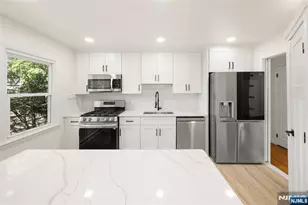 212 Frankfort Ave, Northvale, NJ 07647 - Photo 8
