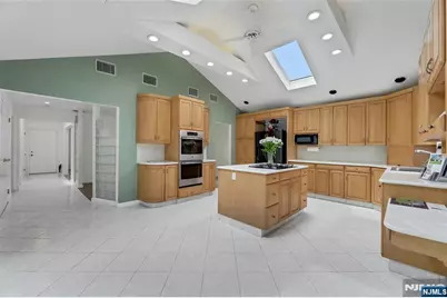 45 Kershner, Fair Lawn, NJ 07410 - Photo 8
