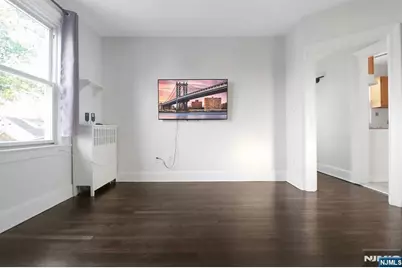426 Columbia Avenue 2 #2, Cliffside Park, NJ 07010 - Photo 1