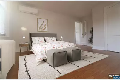 426 Columbia Avenue 2 #2, Cliffside Park, NJ 07010 - Photo 4