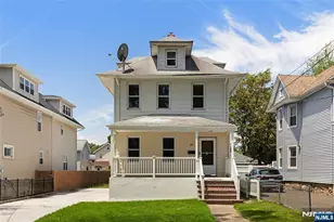 40 Teaneck, Ridgefield Park, NJ 07660 - Photo 2