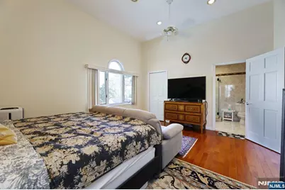 317 Hillcrest, Wood Ridge, NJ 07075 - Photo 26
