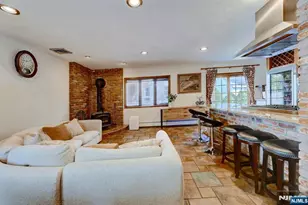 317 Hillcrest, Wood Ridge, NJ 07075 - Photo 8