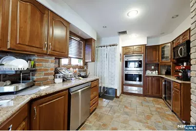 317 Hillcrest, Wood Ridge, NJ 07075 - Photo 20