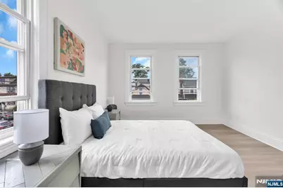240 End Avenue, Newark, NJ 07106 - Photo 32