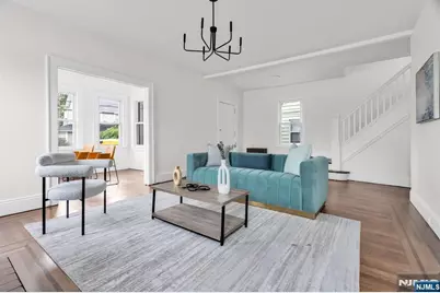 240 End Avenue, Newark, NJ 07106 - Photo 10